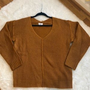 Sienna Sky Sweater V-neck Mustard